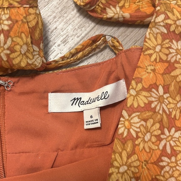 Madewell Floral Maxi Dress in Orange and Brown - Picture 5 of 5